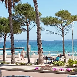 Bord De Mer, Midi, Acces Direct A La Appartement